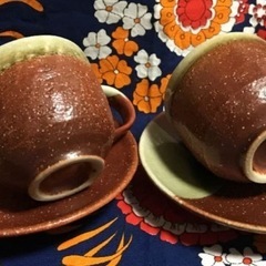陶器　カップ　ソーサー　2客セットの画像