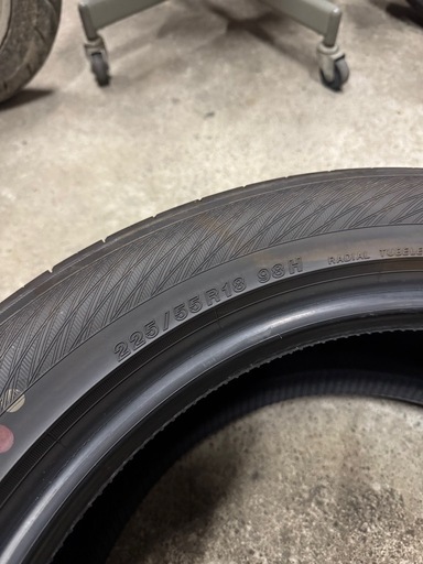 YOKOHAMA ADVAN DB 225/55R18 4本セット