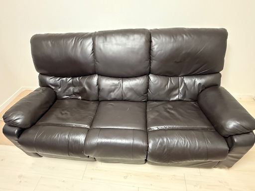 ニトリ本革　3人掛け電動ソファ　リクライニング 特価！