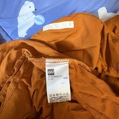 GU シャツ オレンジ Sの画像