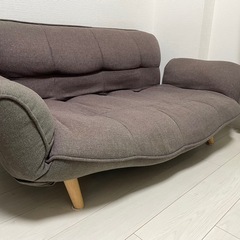 🌿【無料でお譲りします】2人掛けリクライニングソファ💤簡易ベッドにも♪ の画像