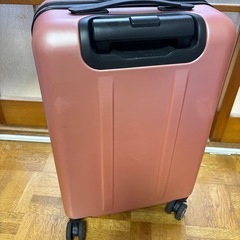 【ジャンク品】スーツケースの画像