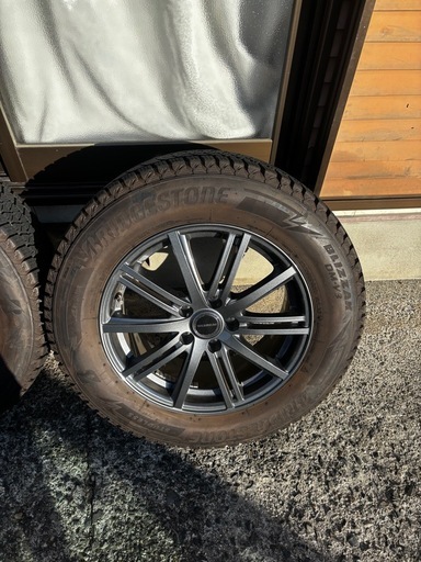 スノータイヤ 225 65 17