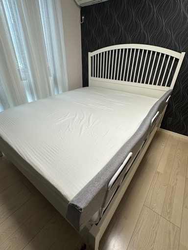 IKEA ベッド　ティッセダール