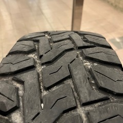トーヨー235/70R16 4本　の画像