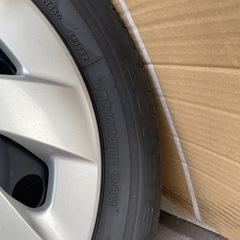 ホイールとタイヤセット　4穴15インチのホイール アクア　アクシオなどの画像