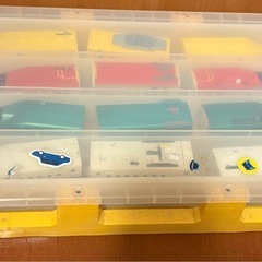 【4車両付き！プラレール】車庫に変身! トレインケース付きで。の画像