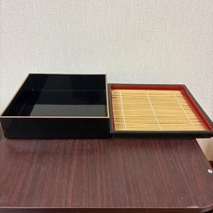 重箱？　そばやうどんの器の画像