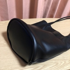 ショルダーバッグ　黒　の画像