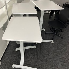 昇降デスク　の画像
