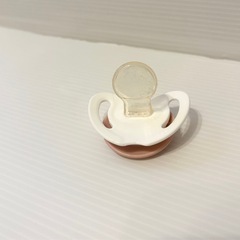 USED NUKおしゃぶり ピンクの画像
