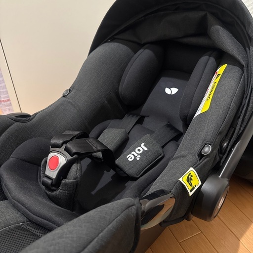 Joie トラベルシステム対応ベビーシート　&　車取り付け用のベース 2点セット