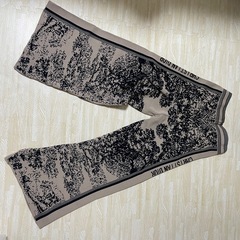 【新品・未使用品】Christian Dior アニマル柄ニットの画像