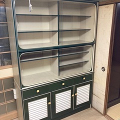 【急募（10月中）：無料】食器棚の画像