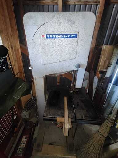 マキタ makita 16型 バンドソー 100V電源 帯のこ 帯鋸