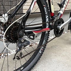 【整備済み】Bianchi ビアンキ KUMA マウンテンバイク 前後タイヤ新品　クロスバイク　油圧ディスクブレーキ の画像