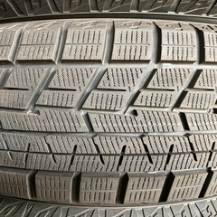 YOKOHAMA 195/60R17 23年製　冬タイヤ　の画像