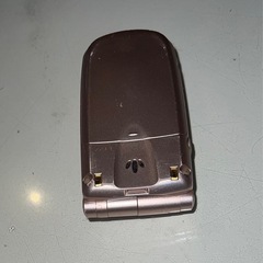 TU-KA 折りたたみ式携帯電話 ピンクの画像