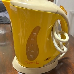 電気ケトルの画像