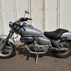 【動画あり】マグナ50 カスタム　スラッシュマフラー原付マニュアル車の画像