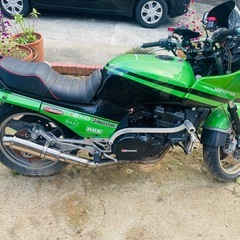 gpz750r900エンジン‼️ レストアベースの画像