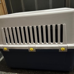 【美品✨使用1回のみ】犬用ペットキャリー／飛行機対応（小〜中型犬OK）の画像