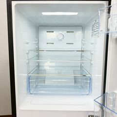 メルカリよりお得！【3ヵ月保証付き】Hisense ハイセンス 2ドア冷蔵庫 135L 2022年製 配送・設置込み！ KR0127の画像