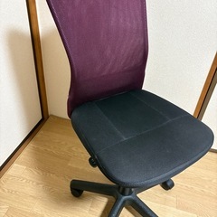 オフィスチェア　メッシュ　赤（ボルドー）の画像