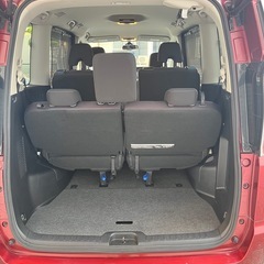 ニッサン セレナ ハイウェイスターG  ハイブリッド ミニバンの画像