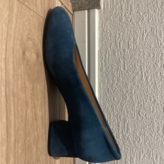 UNISA パンプスの画像