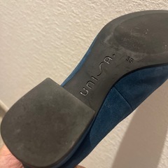 UNISA パンプスの画像