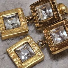 ALAVEUGLEITS イヤリング 金色×ジルコニアストーン アクセサリーの画像