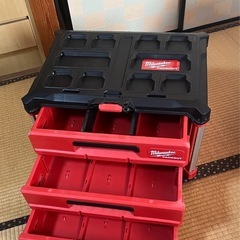 Milwaukee ツールボックスの画像