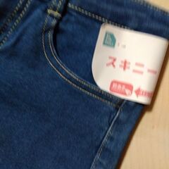 スキニー　140　新品　西松屋の画像