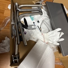 多機能椅子は、互換性のあるオフィスとゲームのためにキーボード支持ラップトップホルダーマウスパッドを固定します の画像