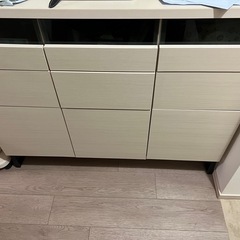 キャビネットの画像