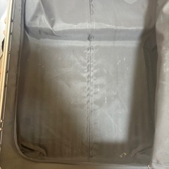 キャリーケースMの画像