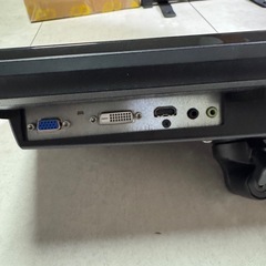 HDモニター2枚とモニターポール
の画像