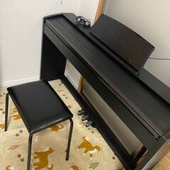 電子ピアノ（椅子、ヘッドホン付き）の画像