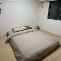 【超緊急・引取限定】11月15日引渡し希望！1年使用・清潔！Inofia クイーン 極厚22CM ポケットコイルマットレスの画像