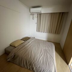 【超緊急・引取限定】11月15日引渡し希望！1年使用・清潔！Inofia クイーン 極厚22CM ポケットコイルマットレスの画像