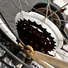 格安★折り畳み自転車ホワイト　カゴ付き　20インチ 　の画像
