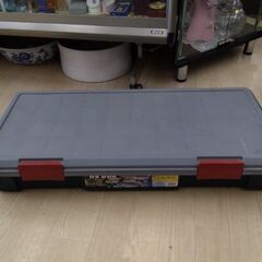 車のトランクやアウトドアに便利　プラケース　工具箱　買い物カゴ　コンテナ　衣装ケースの画像