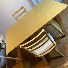 ニトリ　ダイニングテーブルセットの画像