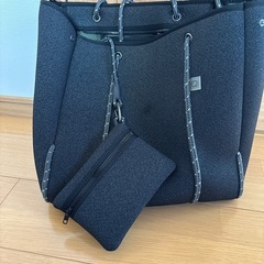 Qbag　paris 　黒　ポーチ付き の画像