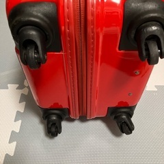 旅行カバン(キャリーケース)の画像