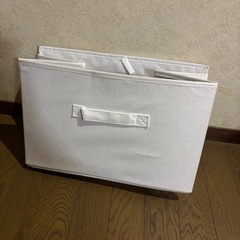 折りたたみ　ボックスケース　ホワイトの画像