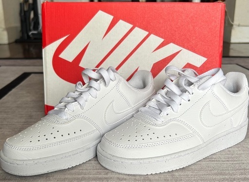 NIKEスニーカー23センチ