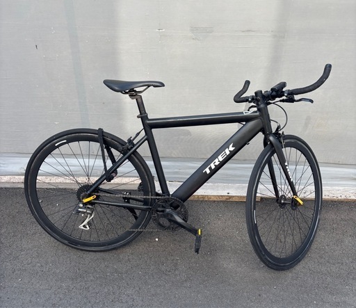 ロードバイク　カスタム品　ピストタイプ　《近場であれば配送します》