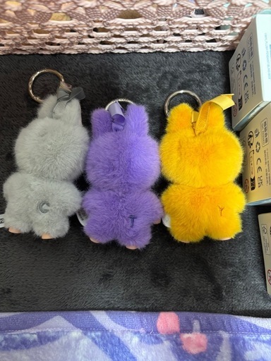 ① お取り置き中　イニシャル　ラブブ　正規品